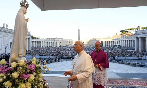Dziewico pokoju, bramo pewnej nadziei