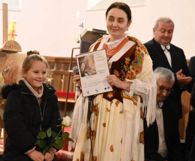 Z koncertami i konkursami