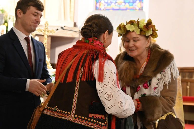Z koncertami i konkursami