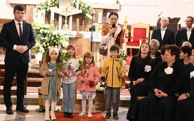 Z koncertami i konkursami
