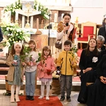 Z koncertami i konkursami