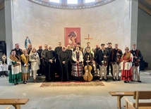 Eucharystia w surowym kościele