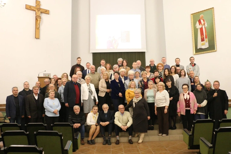 Inauguracja w Szkole Biblijnej dla Dorosłych