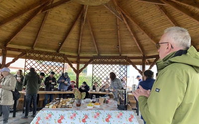 Niesłyszący pielgrzymowali do Matki Bożej Szkaplerznej