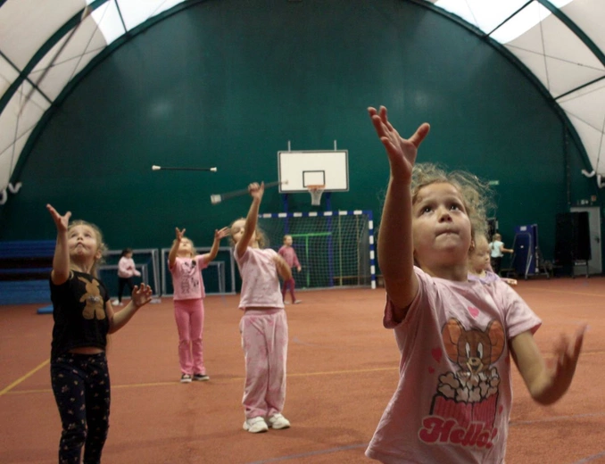 Trening mażoretek Mini Magnolia, mistrzyń świata z Kotulina