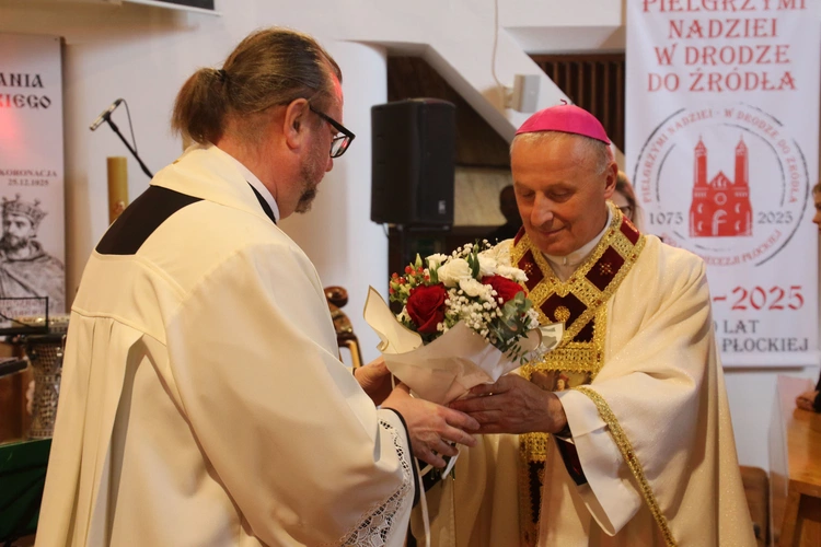Lucień. Poświęcenie figury św. Kazimierza