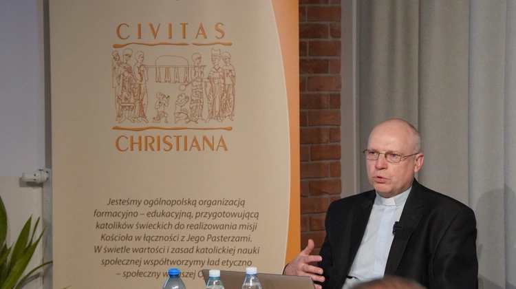 Ks. dr Krzysztof Adamski o oczekiwaniu na "Rerum digitalium", czyli "Rerum novarum epoki cyfrowej"