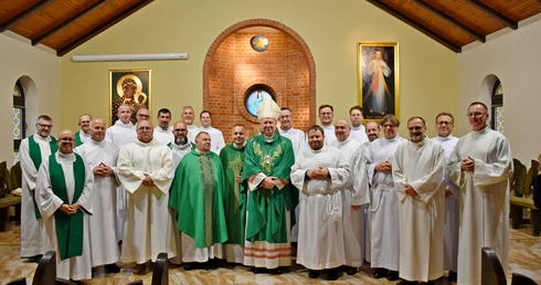 Służyć Bogu i ludziom - nowi kandydaci do diakonatu stałego