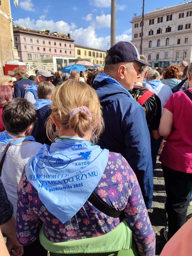 Rzym. Kolejna grupa wiernych dołączyła do archidiecezjalnej jubileuszowej pielgrzymki