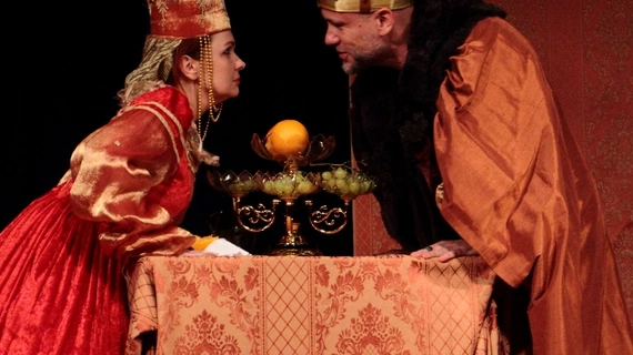 Spektakl "Farfurka Królowej Bony" w wykonaniu Teatru Kaworki