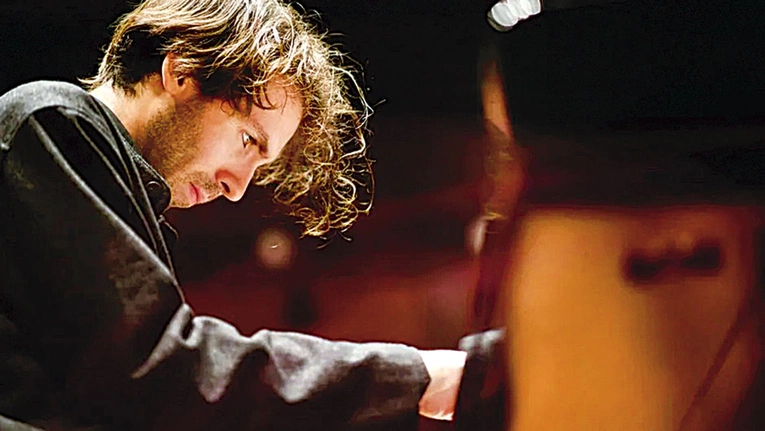 Alexandre Kantorow i Narodowa Orkiestra Francji 