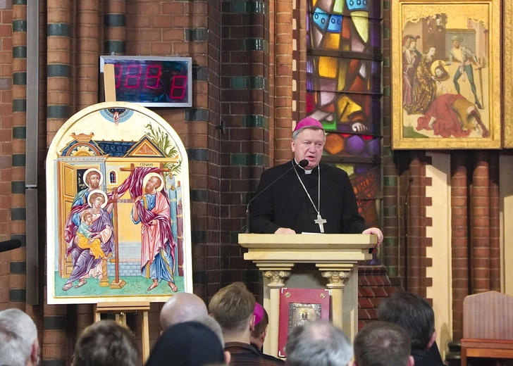Wprowadzenie w obrady w seminaryjnej kaplicy.