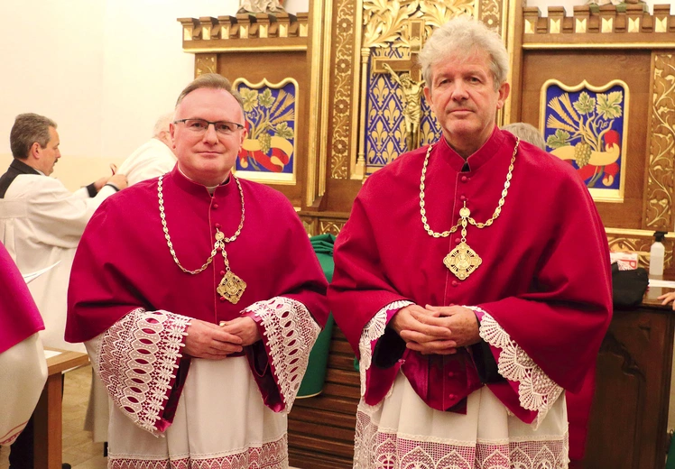 Grono elbląskiej kapituły katedralnej powiększyło się o księży Mariusza Ostaszewskiego i Wojciecha Borowskiego.