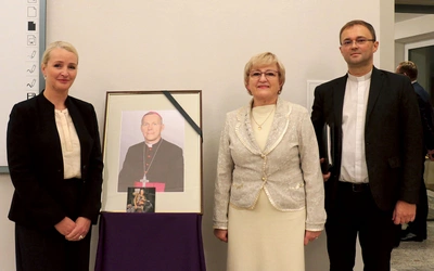 W panelu uczestniczyli (od lewej) Natalia Tułasiewicz-Wala, Bogusława Buda i ks. Wojciech Wojtyła.