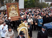 Wprowadzenie obrazu do kościoła w Jarosławicach.