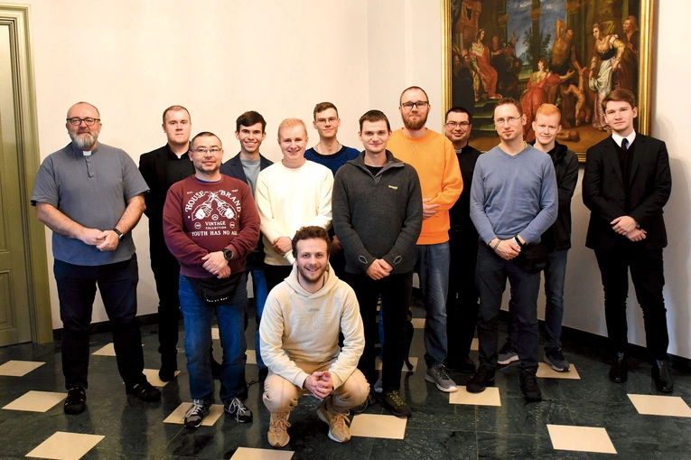 Najmłodszy z kandydatów do kapłaństwa ma 18 lat, najstarszy zaś – 48. Nie przeszkadza im to jednak w budowaniu braterskich więzi.