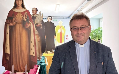 Ks. prof. Roman Buchta – dyrektor Wydziału Katechetycznego Kurii Metropolitalnej, moderator Archidiecezjalnego Centrum Formacji, wykładowca Wydziału Teologicznego Uniwersytetu Śląskiego.