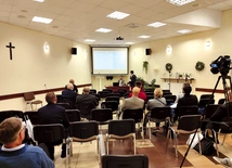 Legnica  była miejscem bardzo  ciekawej  debaty teologicznej o AI. 