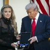 Trump przyznał pośmiertnie Medal Wolności Charliemu Kirkowi