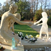 15 października - Międzynarodowy Dzień Dziecka Utraconego