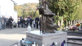 Zbiorowe pochówki dzieci po poronieniu w Mielcu, Tuchowie, Tarnowie i Dębicy