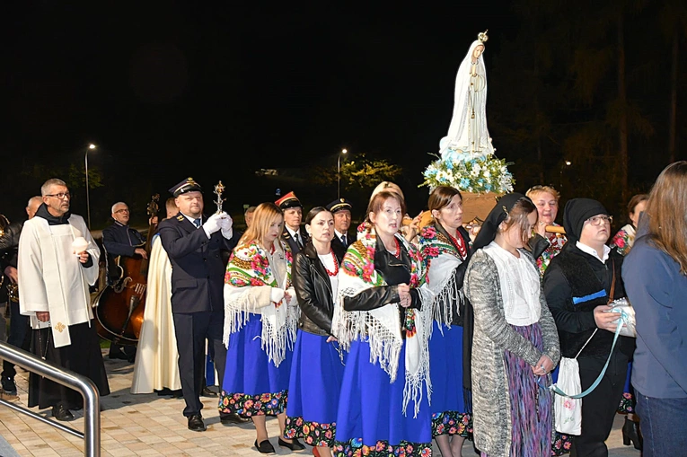 Polna. Wprowadzenie relikwii dzieci fatimskich