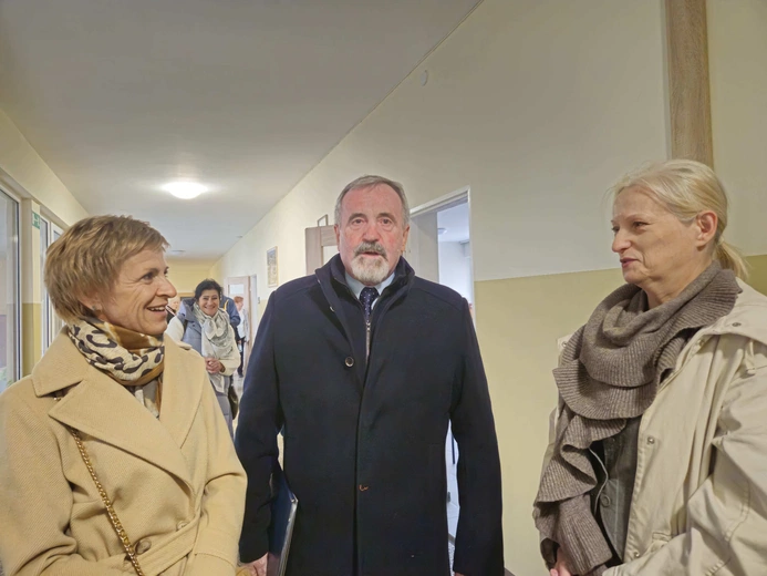 Kto zbierze niedzielną składkę?