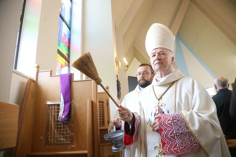 Witraże w Dębowej