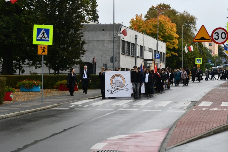 Szkoły noszące imię Jana Pawła II w tym roku przyjechały do Sulęcina