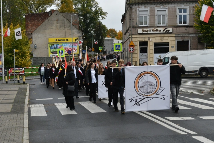 Szkoły noszące imię Jana Pawła II w tym roku przyjechały do Sulęcina