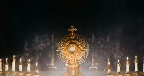 Nowy Jork: 5000 wiernych w procesji eucharystycznej
