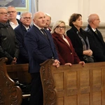 Pielgrzymka mieszkańców Trzebnicy do grobu św. Jadwigi Śląskiej - poświęcenie sztandaru gminy