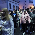 Pielgrzymka mieszkańców Trzebnicy do grobu św. Jadwigi Śląskiej - poświęcenie sztandaru gminy