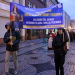 Pielgrzymka mieszkańców Trzebnicy do grobu św. Jadwigi Śląskiej - poświęcenie sztandaru gminy
