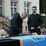 Pielgrzymka mieszkańców Trzebnicy do grobu św. Jadwigi Śląskiej - poświęcenie sztandaru gminy
