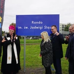Odsłonięcie i poświęcenie tablicy na rondzie św. Jadwigi Śląskiej