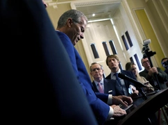USA: Lider Republikanów w Senacie: przyszedł czas na miażdżące sankcje na Rosję