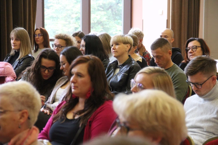 Wierzchowsławice. II Konferencja Terapeutyczna