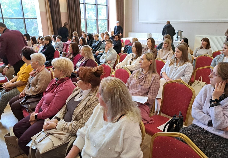Wierzchowsławice. II Konferencja Terapeutyczna