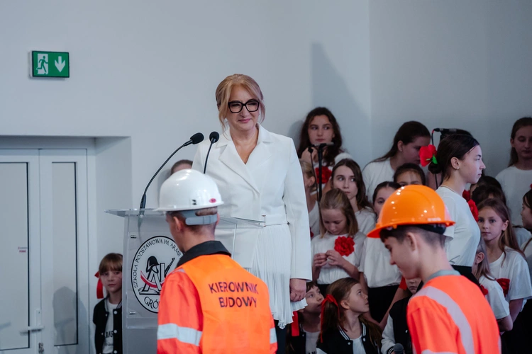 Nowa szkoła w Gródku k. Grybowa