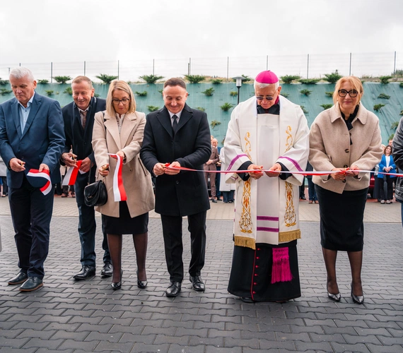 Nowa szkoła w Gródku k. Grybowa
