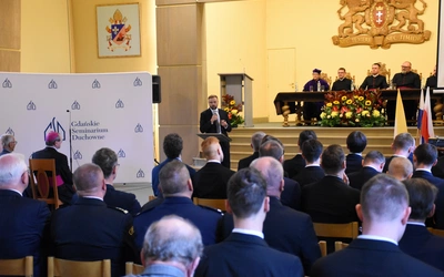 Wybrzmiało: "Gaudeamus igitur!"