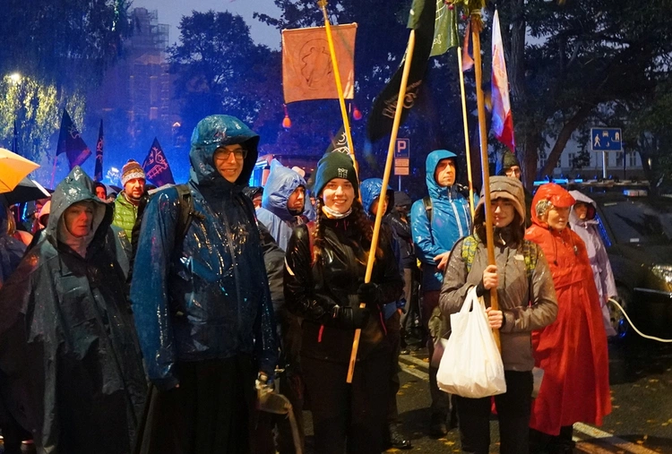 Trzebnica 2025. Piesza Pielgrzymka Wrocławska do Grobu św. Jadwigi - wyjście