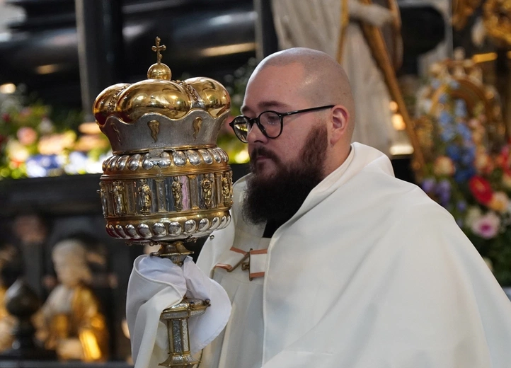 Trzebnica 2025. Pielgrzymka kobiet do grobu św. Jadwigi