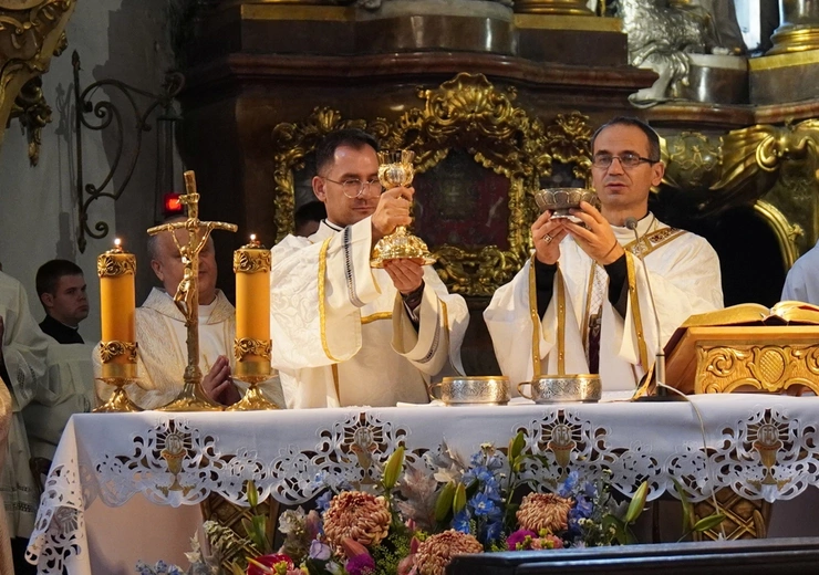 Trzebnica 2025. Pielgrzymka kobiet do grobu św. Jadwigi