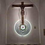 Montaż nowego prezbiterium