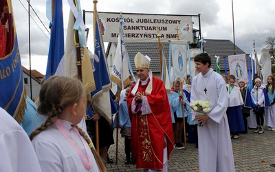 Bp Iwanecki: Być dzieckiem Maryi to znaczy naśladować naszą Matkę, rozważać Jej życie