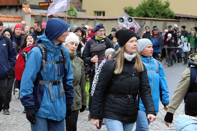 46. Piesza Pielgrzymka Wrocławska do grobu św. Jadwigi cz.1
