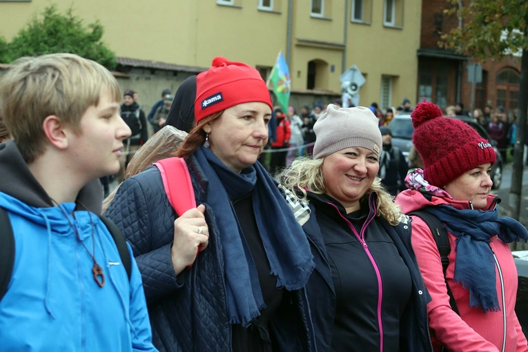 46. Piesza Pielgrzymka Wrocławska do grobu św. Jadwigi cz.1