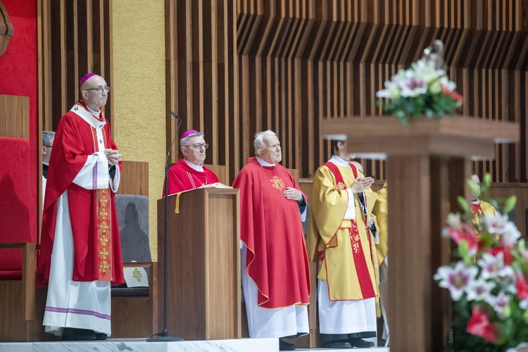 Relikwie bł. Stanisława Starowieyskiego w Świątyni Opatrzności Bożej